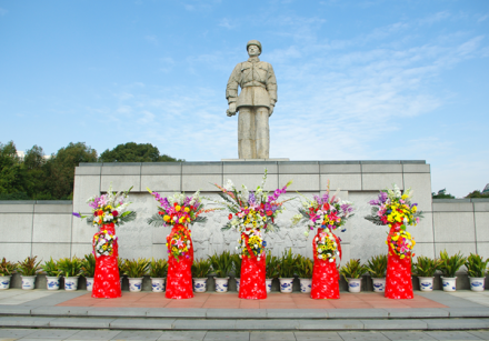 济南南下干部纪念碑图片