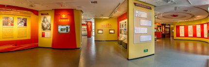  Lei Feng's Life and Achievements Exhibition Hall on the third floor. Photographed by Zeng Xiangping