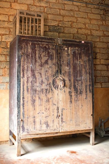  On the left side of the main house of Lei Feng's former residence. Photographed by Xiao Yi